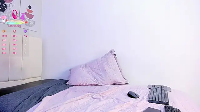 Elizabetth_Benz's cam snapshot