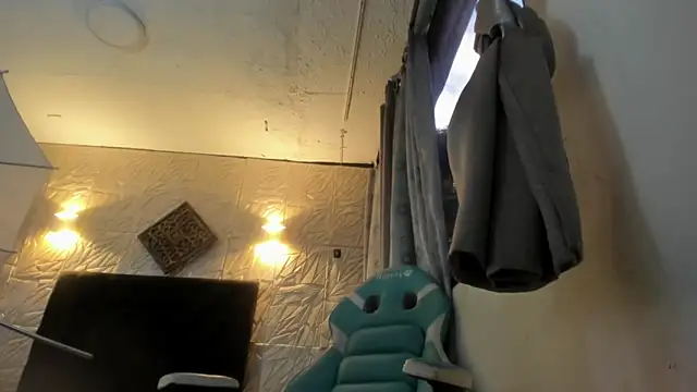 ChanelleJohnson_ live sex cam