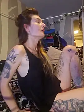 YourFavCanadianMILF's cam snapshot