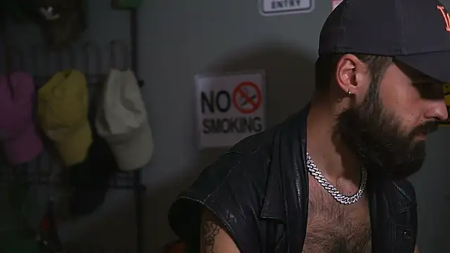 HairyRobxxx live sex cam