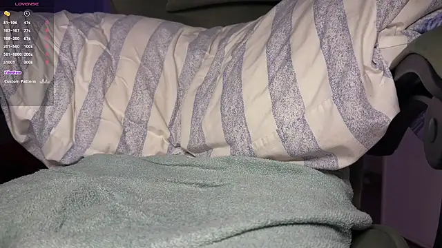 Naughty_Mari live sex cam