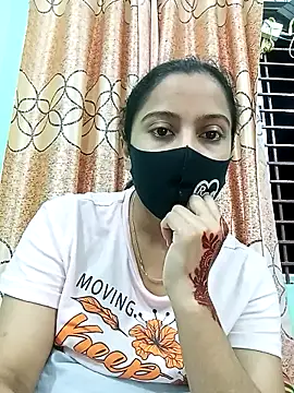 daisy-03's cam snapshot