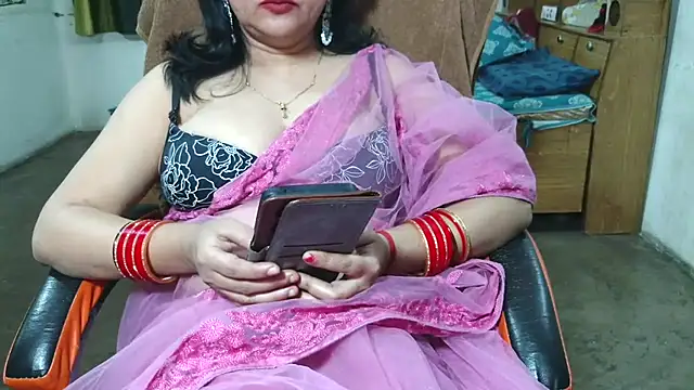 Cute_Mahi22's cam snapshot