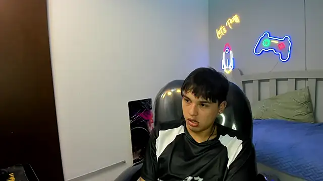 StiwenTwink live sex cam