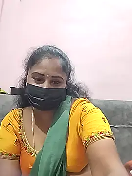 Tamil_devagi's cam snapshot