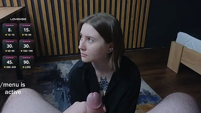 alicepugh's cam snapshot