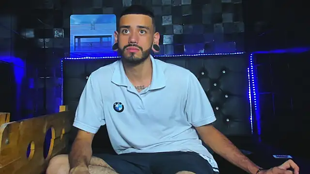 rolo_martinez's cam snapshot