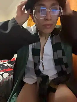 Itsllua21's cam snapshot