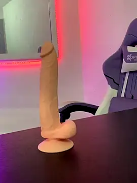 La-Gatiita-trans live sex cam