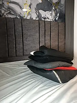 DANIK_STAR live sex cam