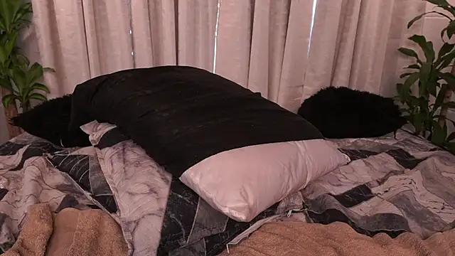 agatha_collins_ live sex cam