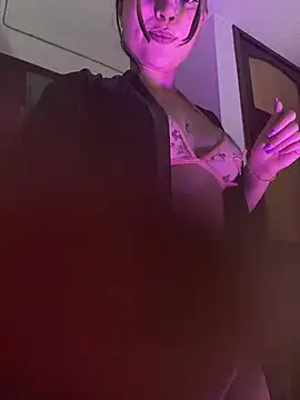 AntonelaDaly's cam snapshot