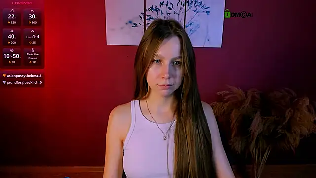 esme_moore_'s cam snapshot