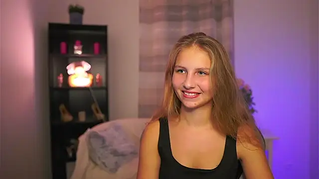 emmie_murray's cam snapshot