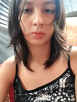 Maiden-Hot's cam snapshot