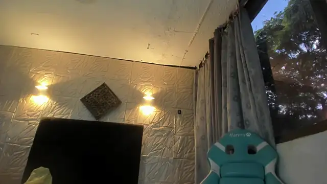 ChanelleJohnson_ live sex cam