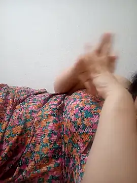 Tugbaa5656's cam snapshot