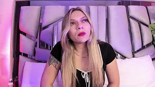 zoe__harper's cam snapshot