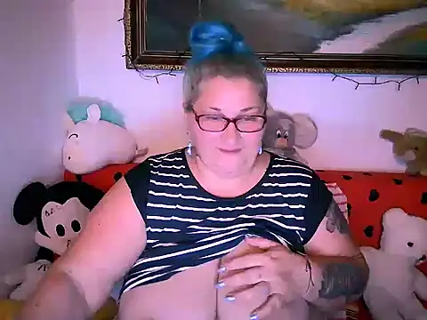MarryBigBoobs69 live sex cam