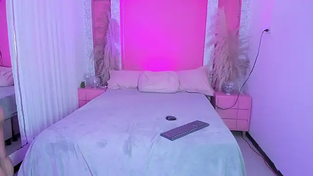 Ebby_G's cam snapshot