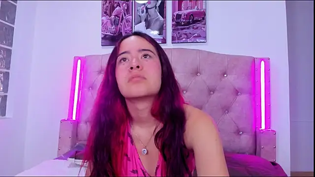 Zenith_moon's cam snapshot