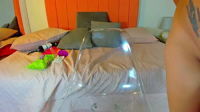 lizz_dolly's cam snapshot