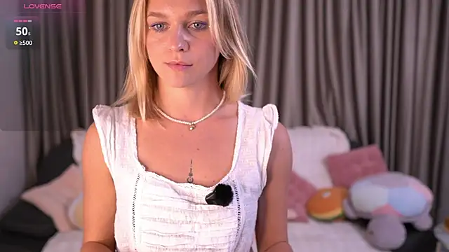 CherryMoan's cam snapshot