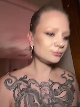 TeaseKitten's cam snapshot