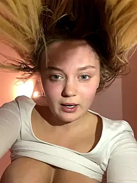 CherryEmmy's cam snapshot