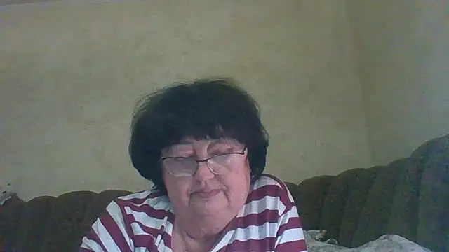 MilaSky5303's cam snapshot