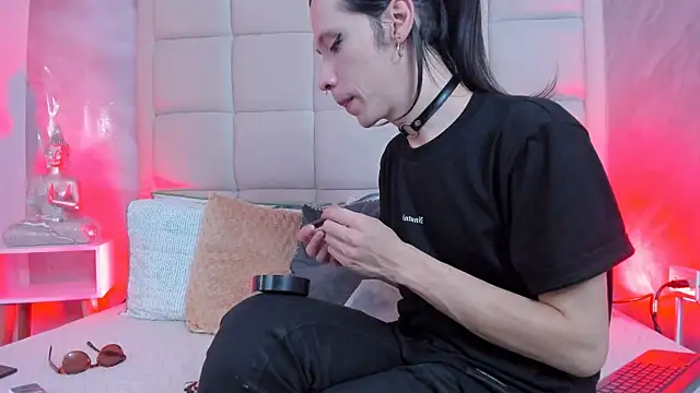 Hecatee_77 live sex cam