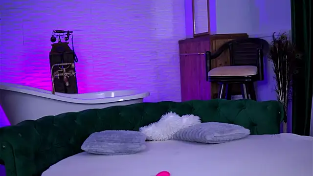 AishaaDevoe live sex cam