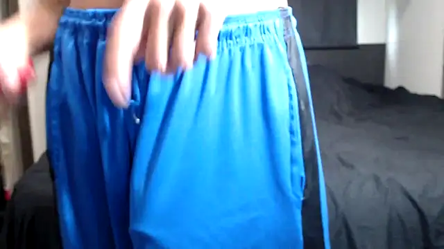 ThickD2C live sex cam