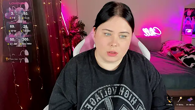 Akemi_BBW's cam snapshot