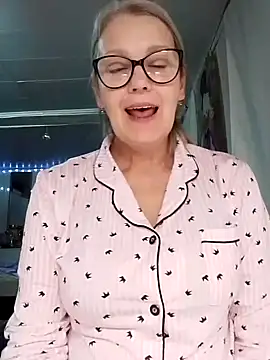 irinamaux live sex cam