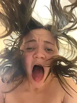 TheYourL's cam snapshot