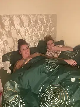 Charsworld live sex cam