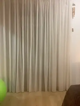 massagistahotbrunette's cam snapshot