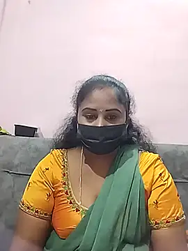 Tamil_devagi's cam snapshot