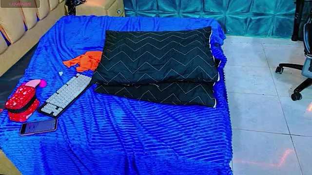 ValentinaAndTerry's cam snapshot