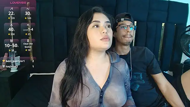 ThaisAdara24's cam snapshot