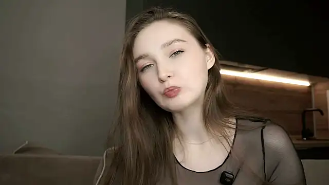 Eliravelvet's cam snapshot