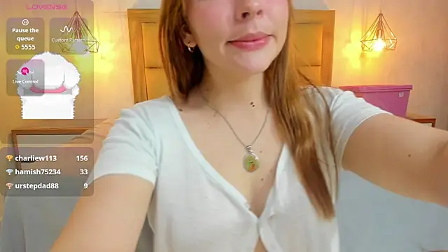 Kittytimberlake's cam snapshot