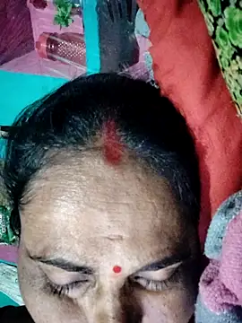 Pooja750's cam snapshot