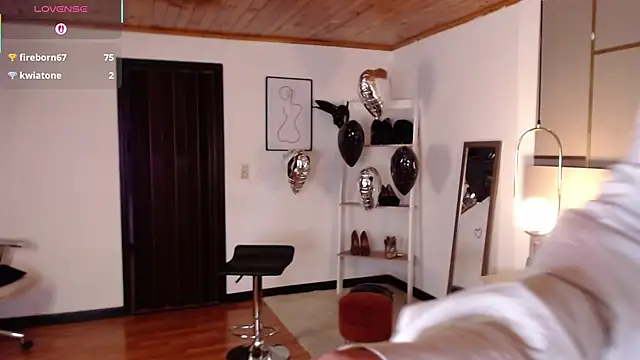 Lina_Montclair live sex cam