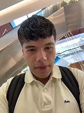 Logan_smith1 live sex cam