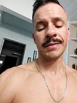 juniortche1313 live sex cam