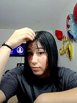 hot-shaved-baby's cam snapshot