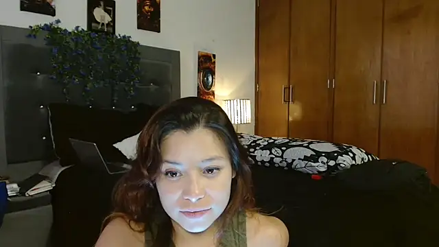 3littleschoolteens's cam snapshot