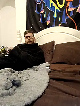 Sexycurvyemilyy's cam snapshot